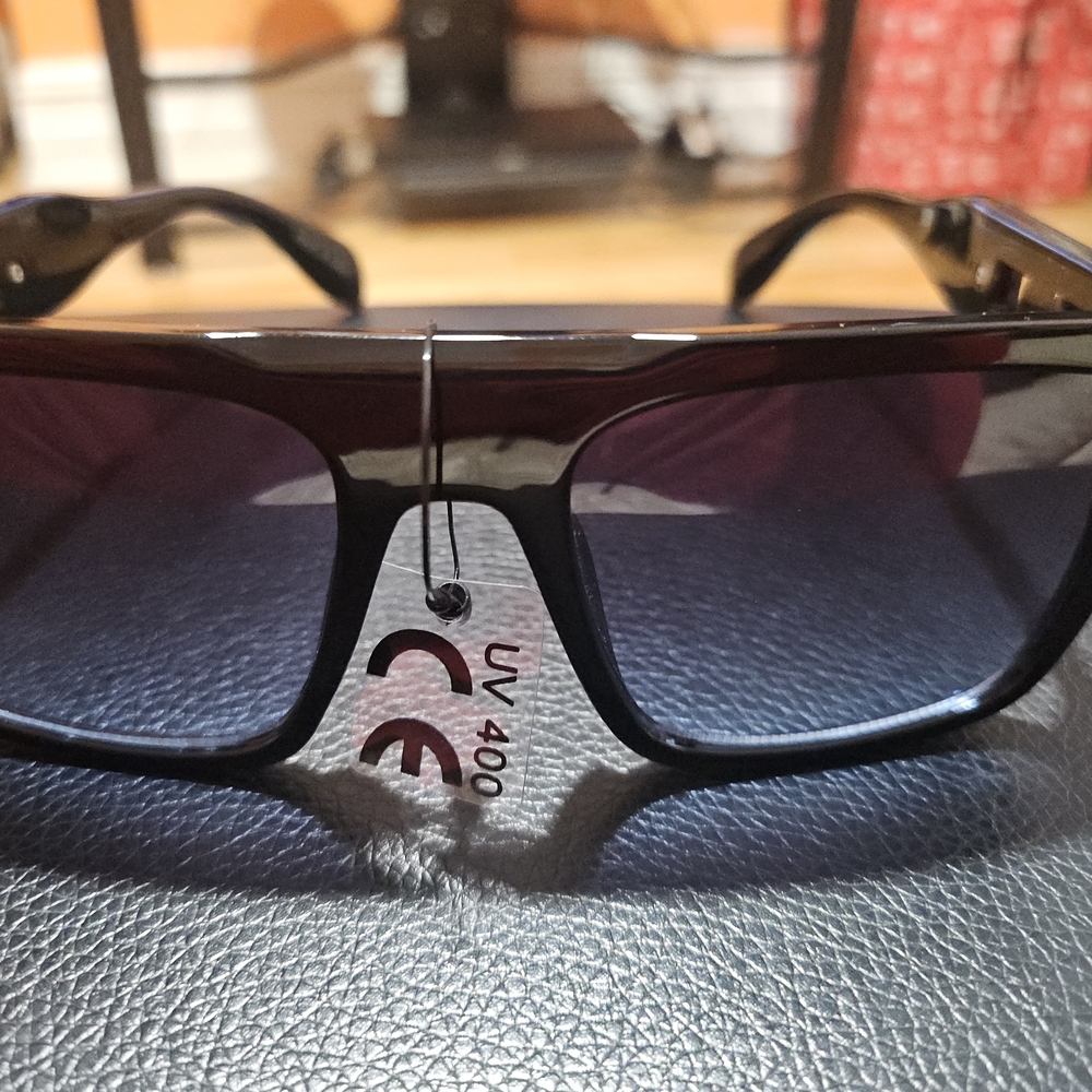 Versace Black Sunglasses with Gold Medusa Detail - Picture 2 of 3